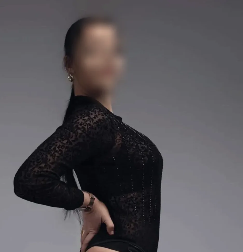 Celina, 24