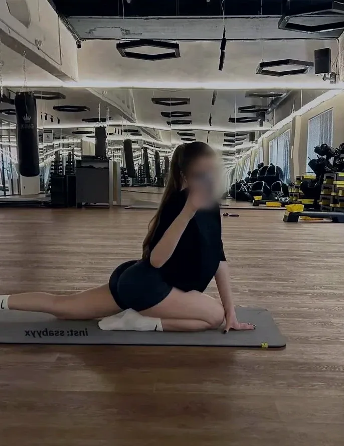 Ramona, 33